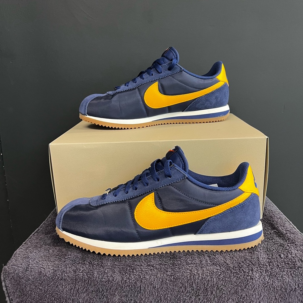 Nike Cortez Women's Running Shoes Size 11